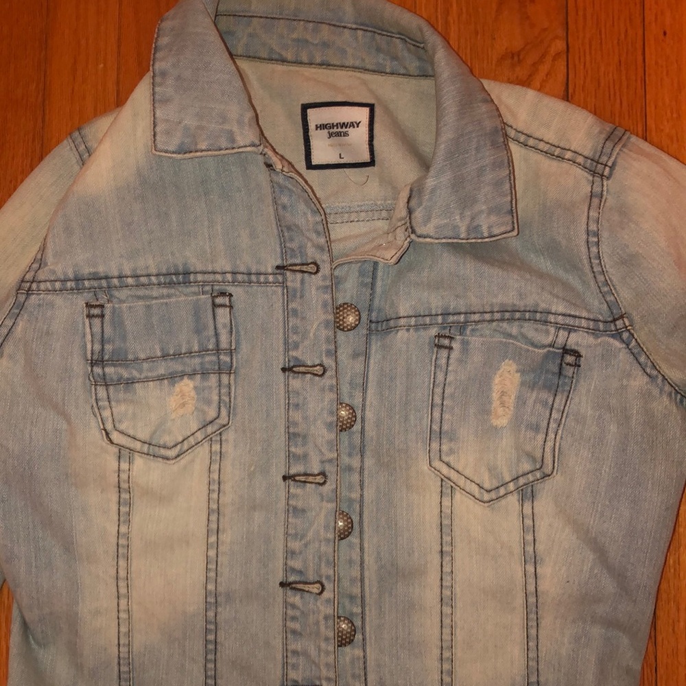 Jean Jacket - Picture 2 of 3